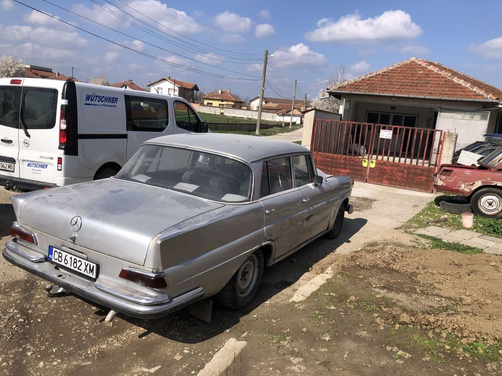 Mercedes 110 300d редовни документи