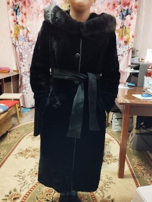 Продам шубу в отличном сост 46рр, 30 тыс, торг