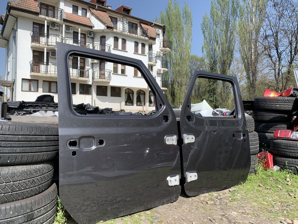 Врата Jeep Wrangler