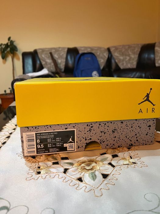 Jordan 4 retro lightning