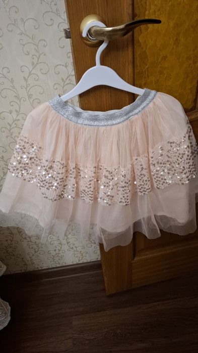 Юбка нарядная, с паетками