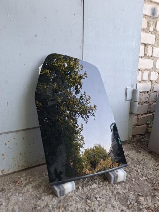 Форточка багажника Lexus GX 470