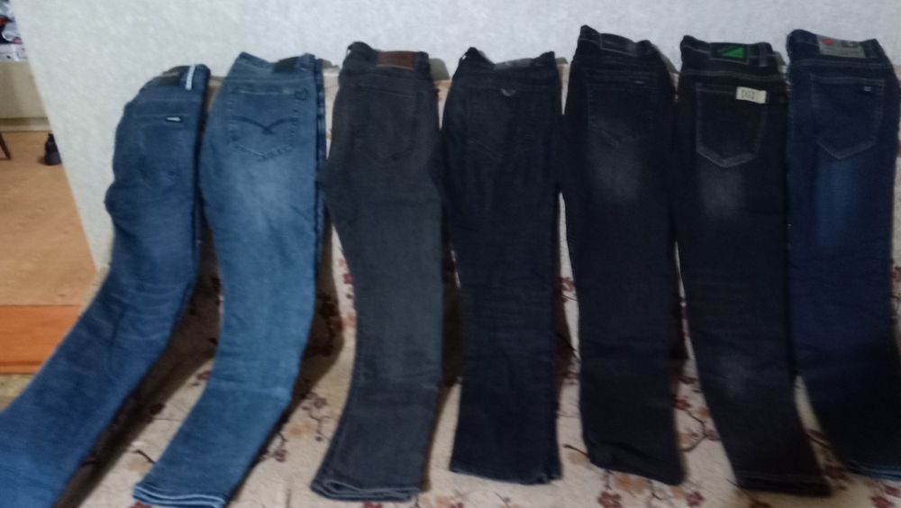 Продам джинсы ,новые
