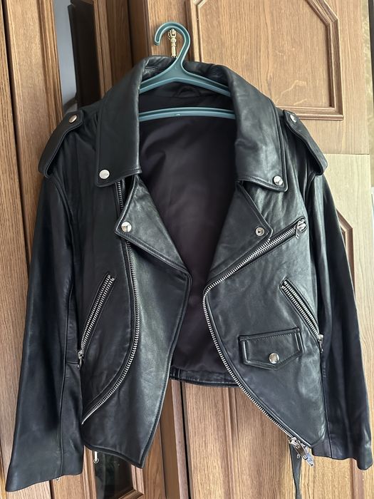Женская кожанная куртка