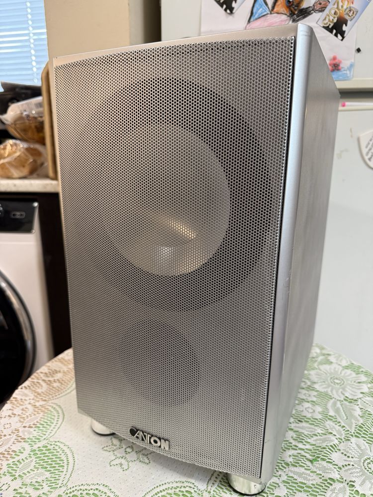 Canton Subwoofer Активен