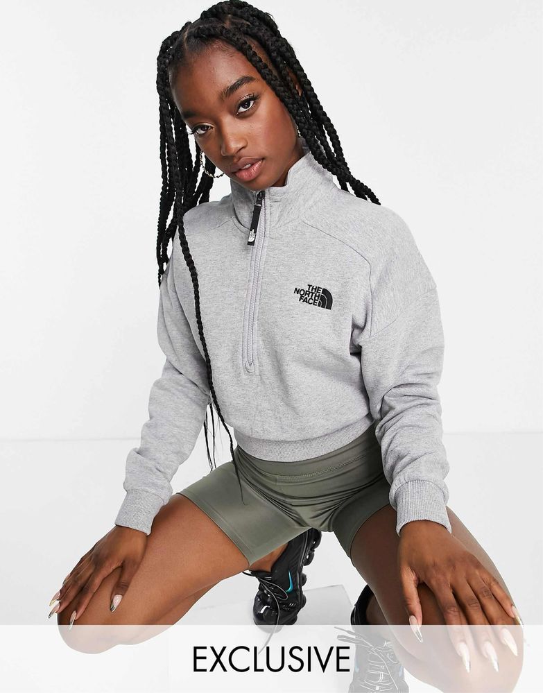 The North Face Cropped 1/4 Zip Sweatshirt