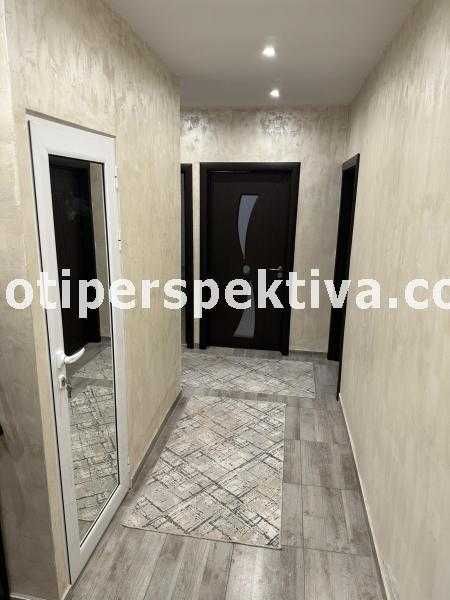 Продава се Тристаен апартамент в Пловдив, Кючук Париж - 93 кв.м за 1506 €/кв.м - Снимка #17