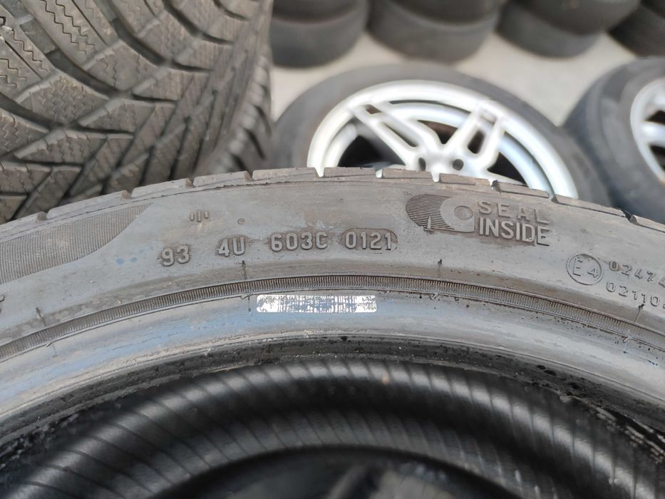 2бр Всесезонни Гуми 225 40 18 - Pirelli - DOT 2021