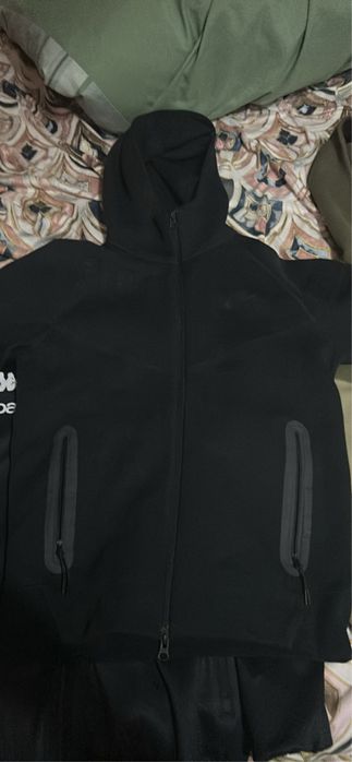 Nike tech fleece negru nou nout marime s fit m