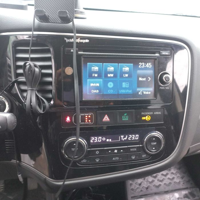 MITSUBISHI OUTLANDER 2014 -  7 LOCURI - Stare foarte buna!