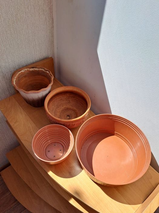 Продам горшки для цветов