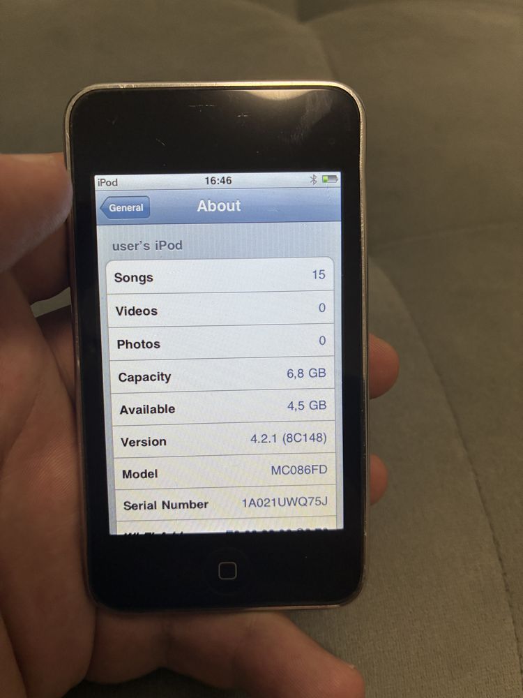 Apple iPod Touch 2 -8GB