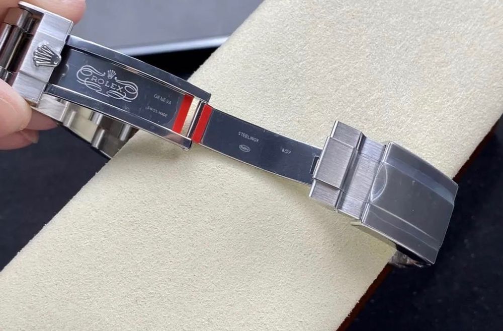 Rolex Explorer II , Black, 42 mm, Oystersteel, Reference 226570