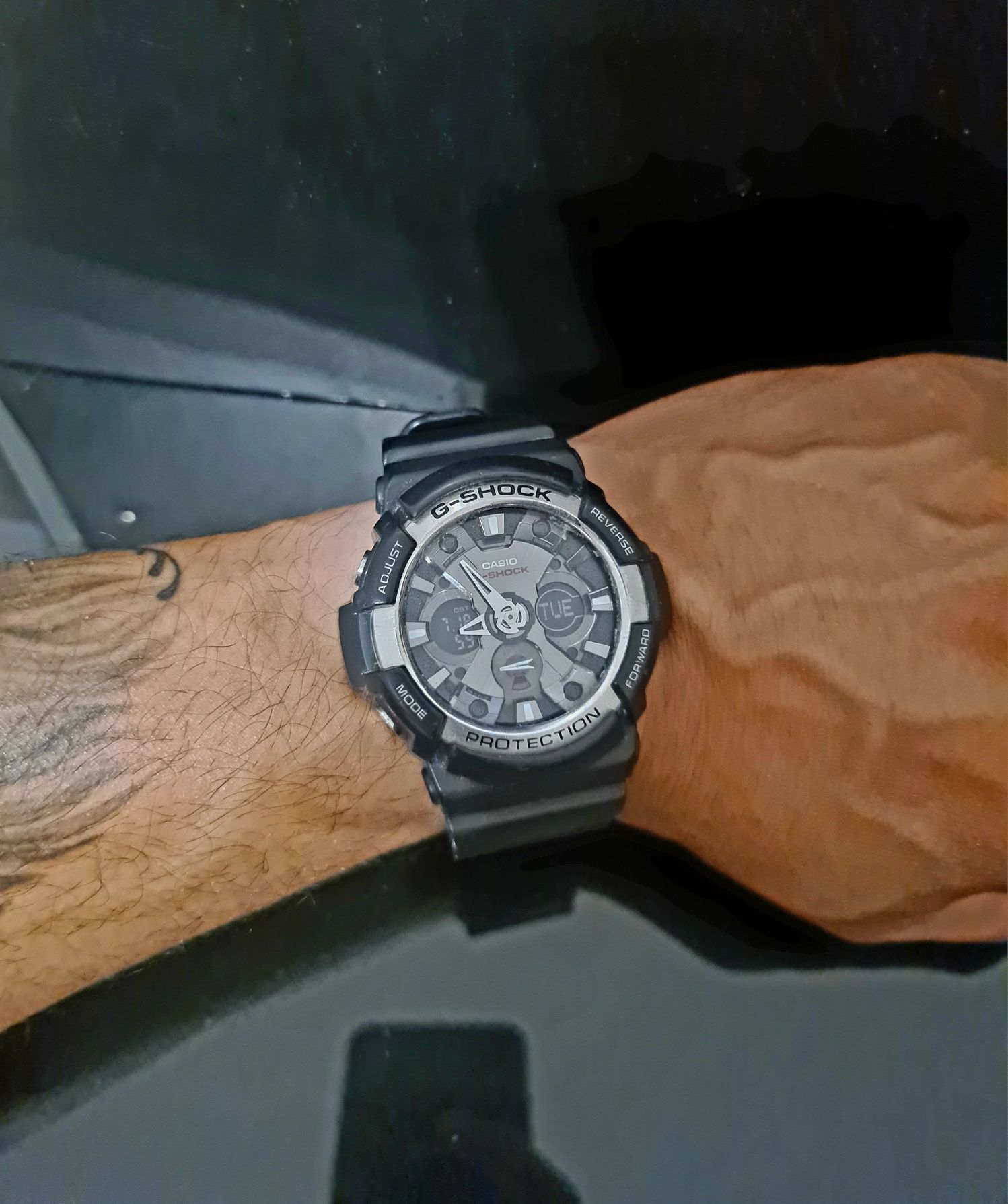 G-Shock ga-200-1