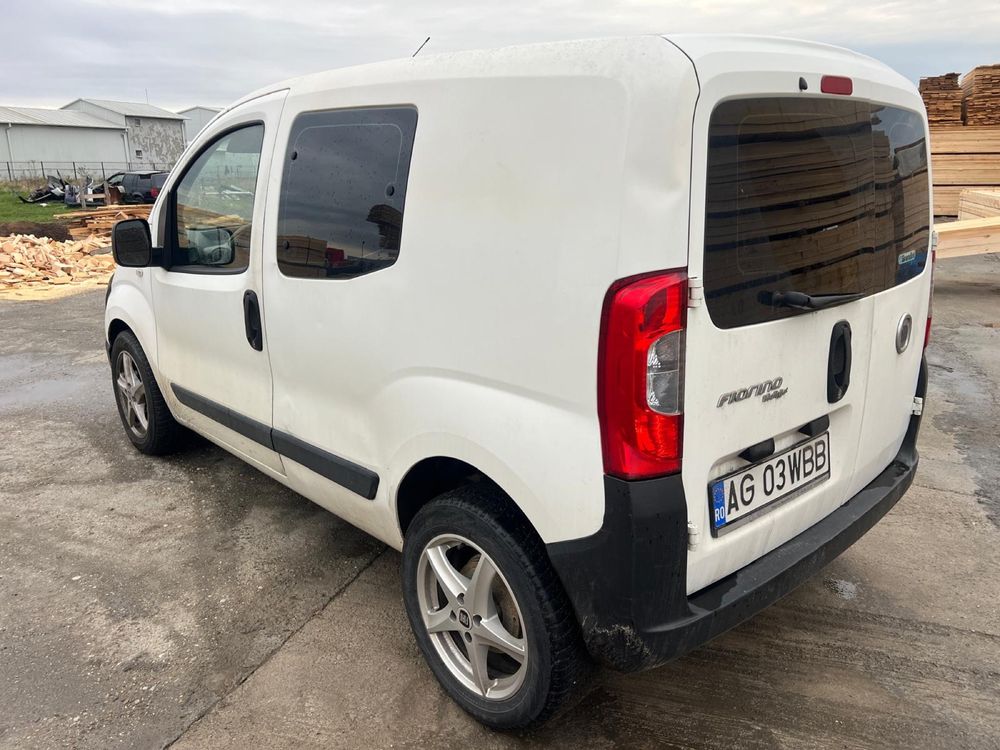 Fiat fiorino 1.3cdti 5 locuri