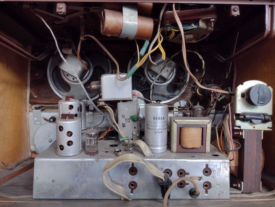 Радиола Харъков радио с грамофон