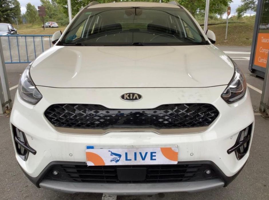 Inchiriez  auto  Kia Niro pentru ridesharing