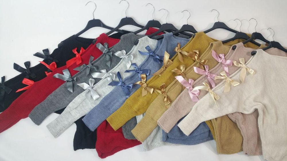 Pulovere dama cu fundite