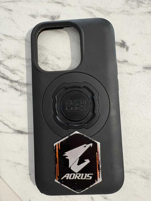 Husa Quad Lock MagSafe iPhone 14 Pro