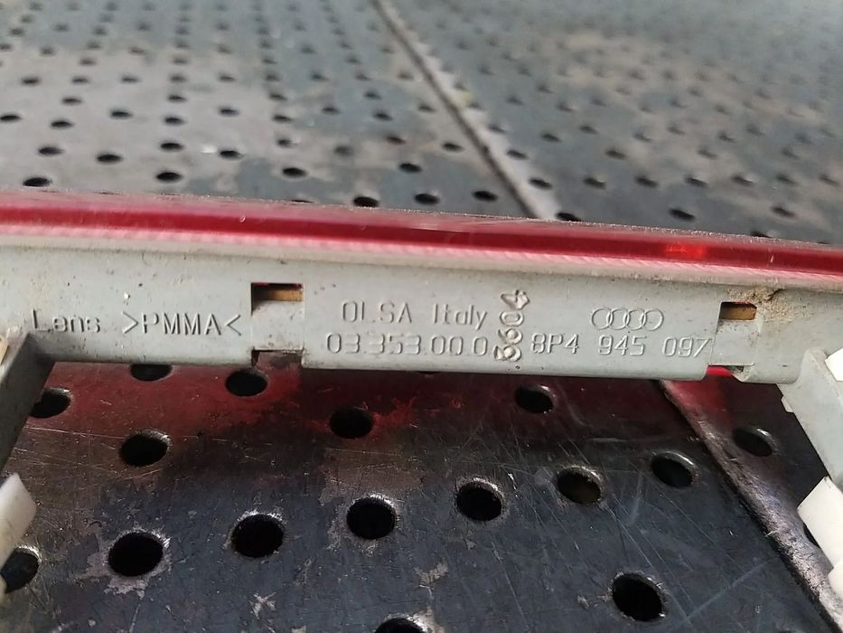 Stop auxiliar frana audi a3 8p sportback 8p4945097