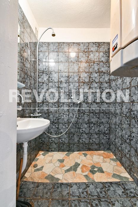 Дава се под наем Тристаен апартамент в София, Сухата река - 100 кв.м за 511 € - Снимка #9