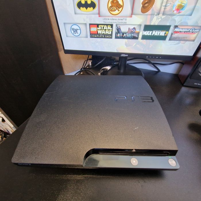 Playstation 3 slim modat Hdd 500gb 2 manete PS3 50 jocuri