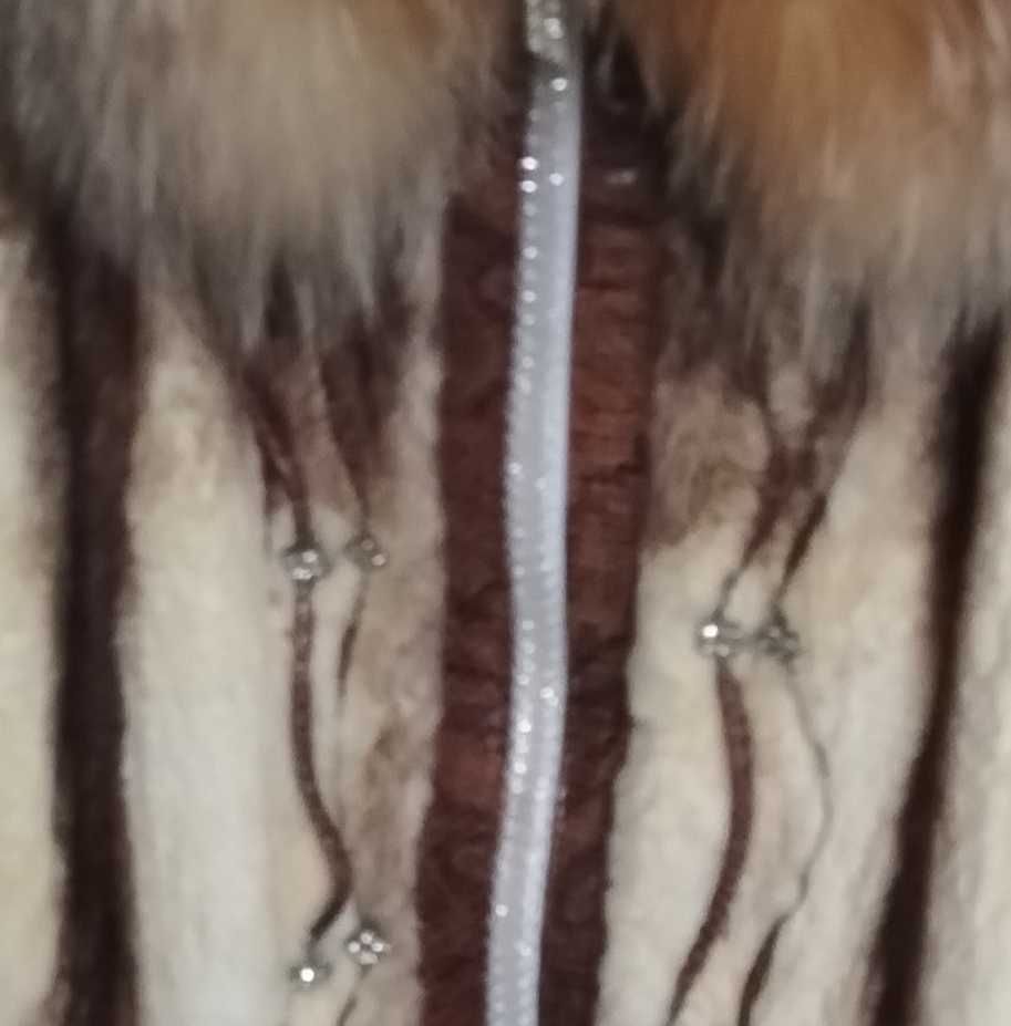 Vând haina de blana naturala, nurcă și vulpe