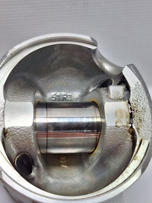 Pistoane JEEP PATRIOT (MK74) [ 2007 - > ] 2.0CRD (BYL) 103KW|140HP OEM