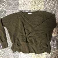 Пуловер тъмно зелен