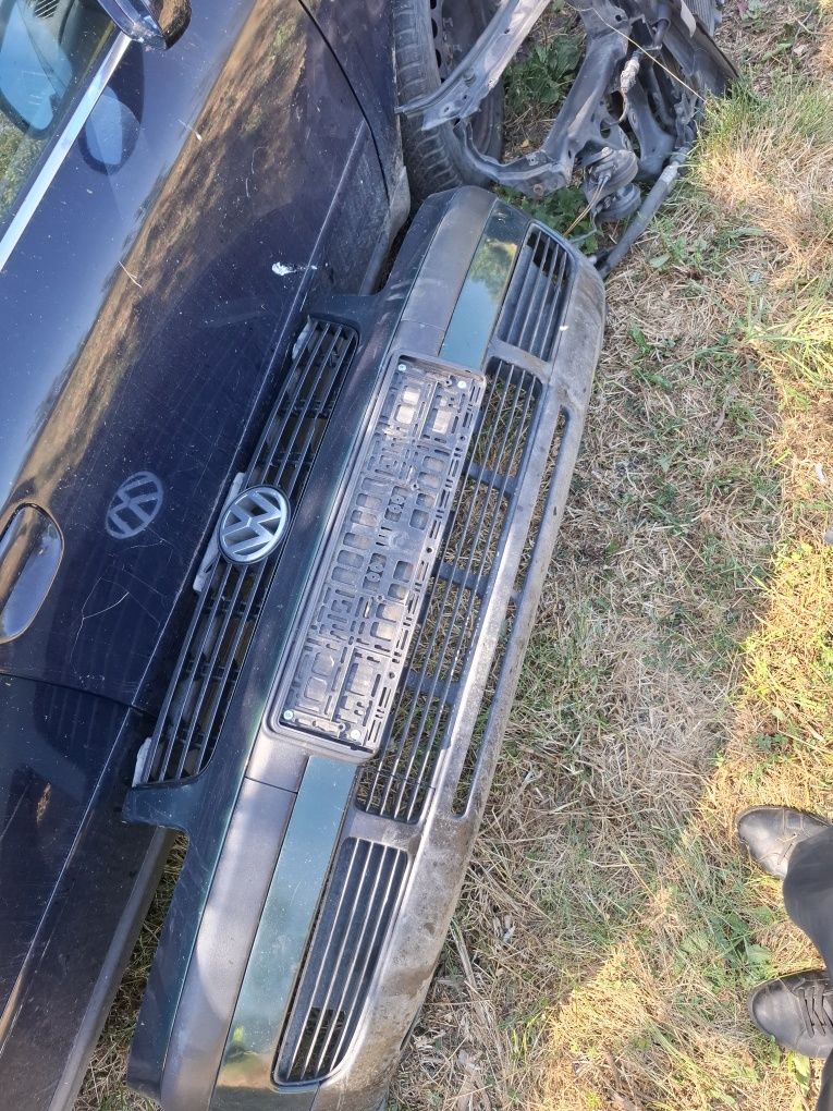 Vand bara fata trgagher radiatoare faruri vw passat b5 an 1997