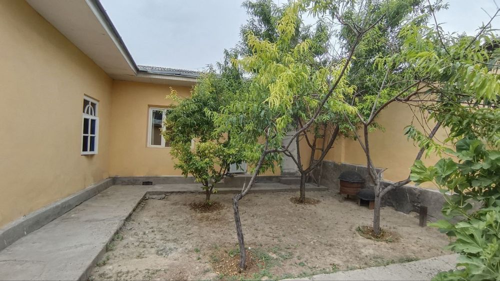 Продаю участок в Яшнабадском районе станция метро 5, 4.3 сотки 7 ком