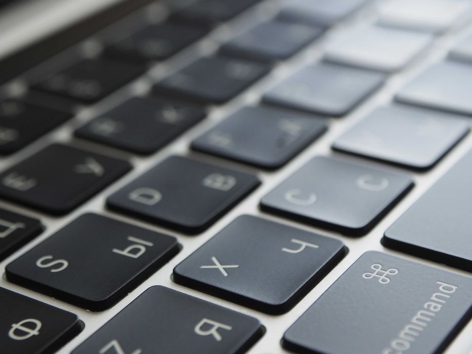 Замена клавиатуры на Macbook без гравировки!