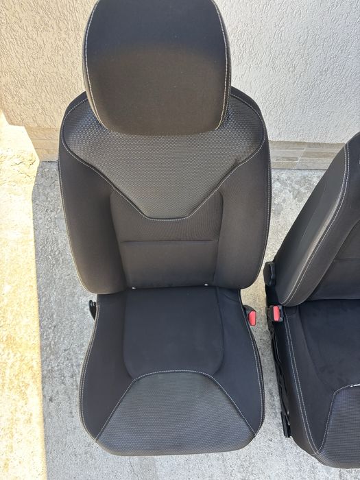 Scaune Renault Clio 4