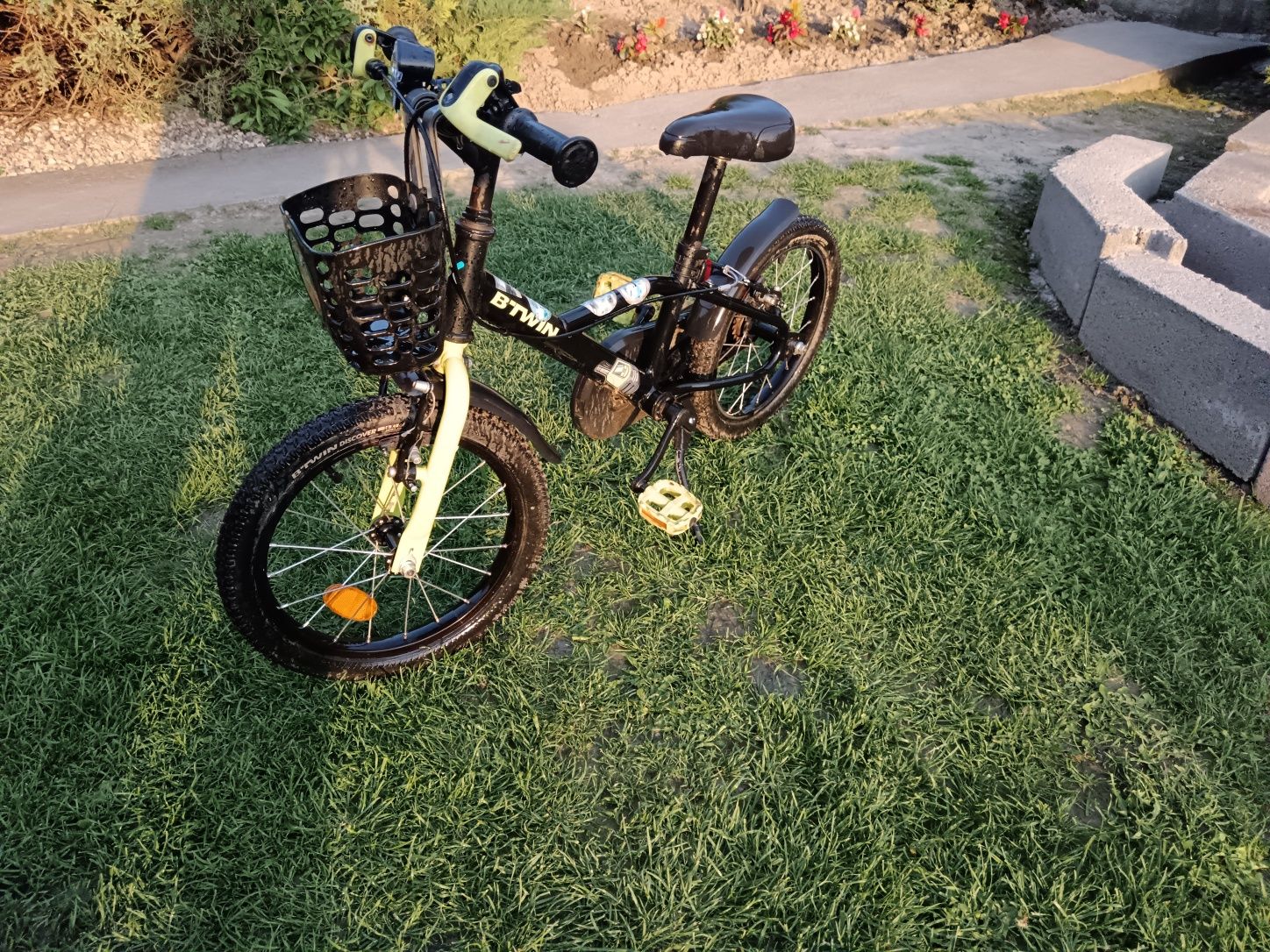 Bicicletă 16 inch 4-6 ani DISCOVER 500 Albastru Copii