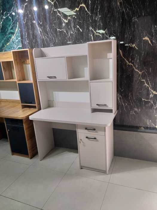 Парта для школьниц