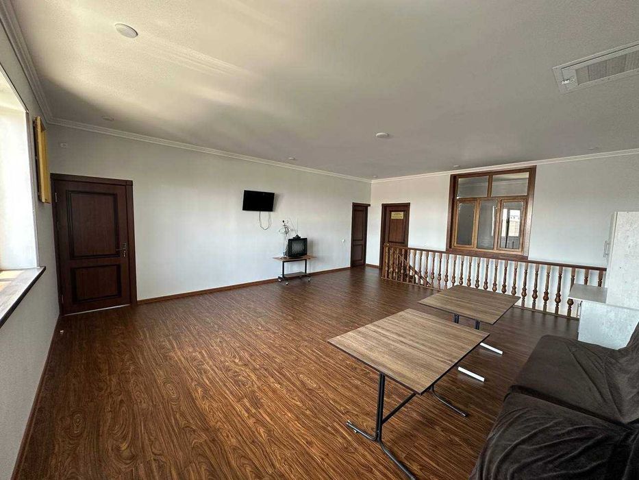 Катедж сотилади 2 каватли