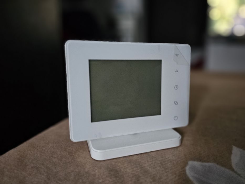 Termostat inteligent / smart WiFi Beok BOT306RF-WIFI