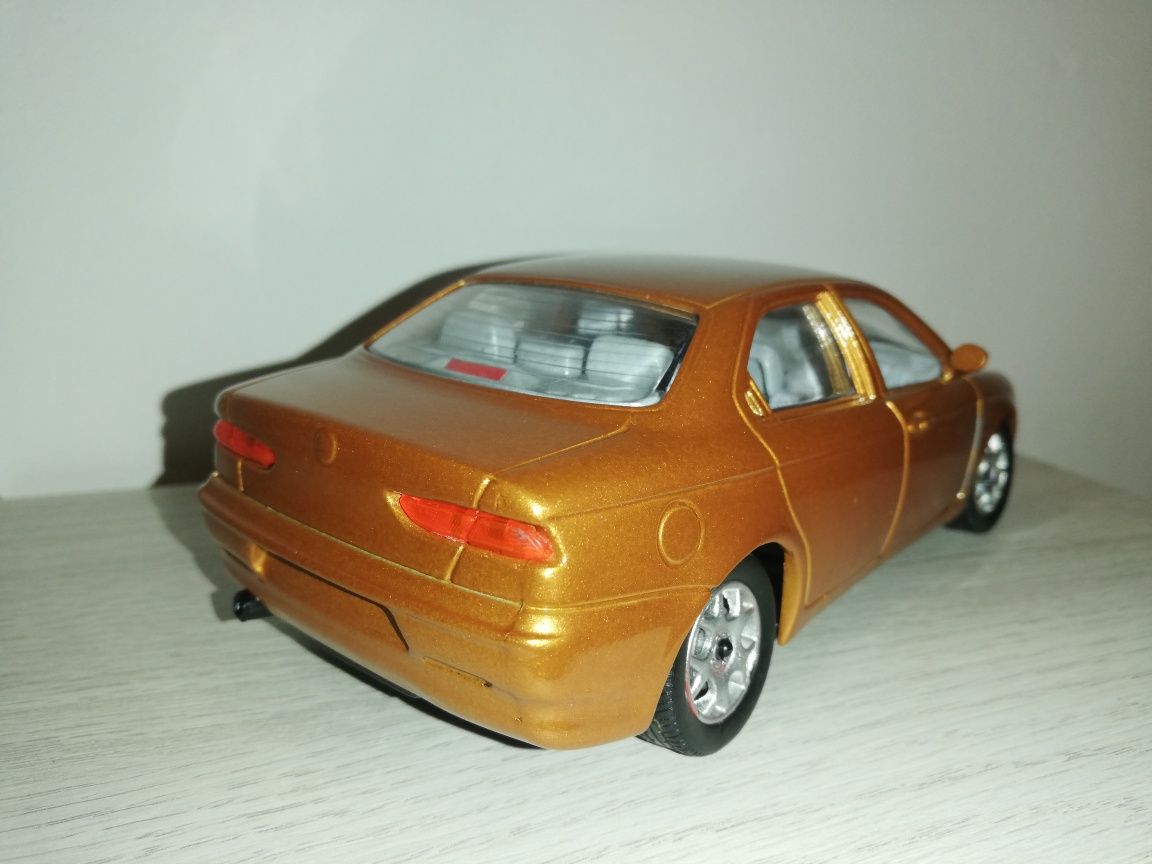 Macheta alfa romeo 156 scara 1:24