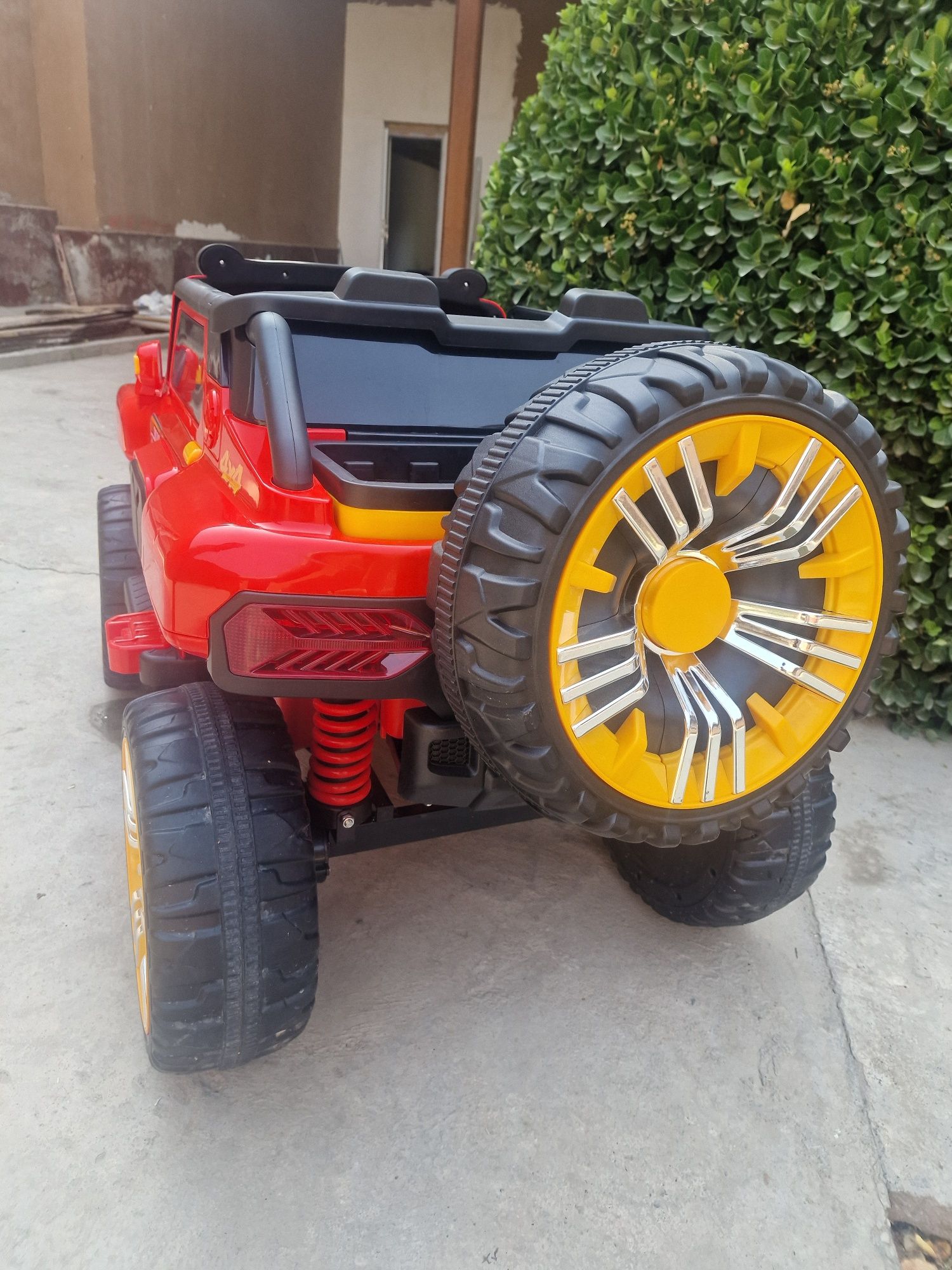 Elektron mobil bollar uchun