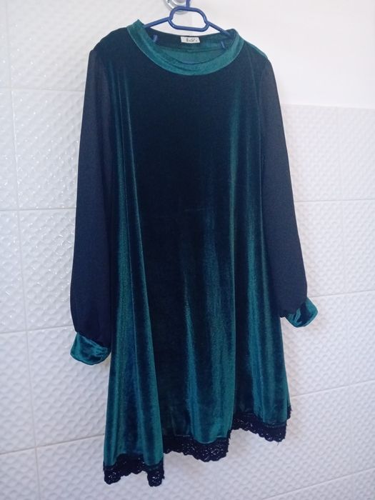 Rochie catifea mărimea 38