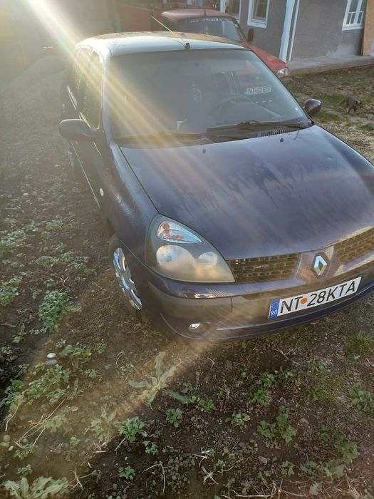 Auto Renaul Clio