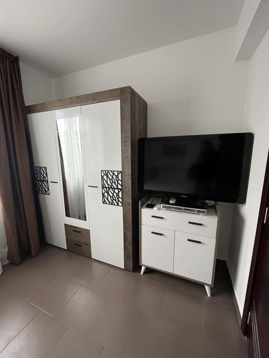 Двустаен апартамент под наем в Център