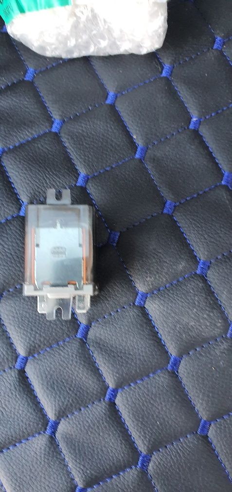 Elektrolux Реле универсальное в наличии,18 штук новые.Срочно доставка