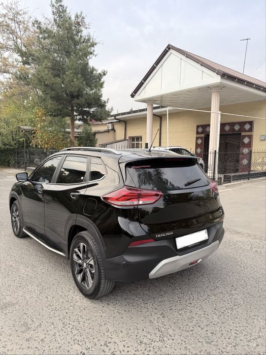 Продаёься Tracker 2 premier