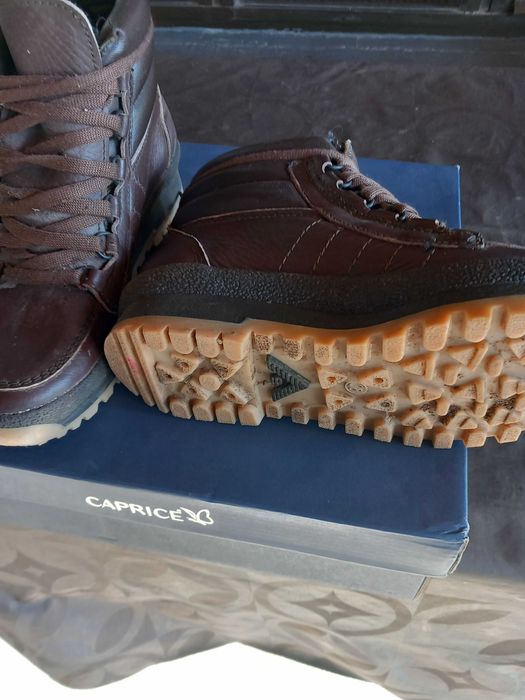 Детски боти номер 38