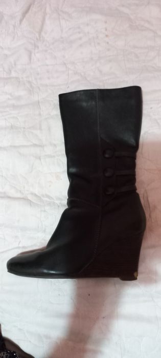 Продаю сапоги бу кожанная