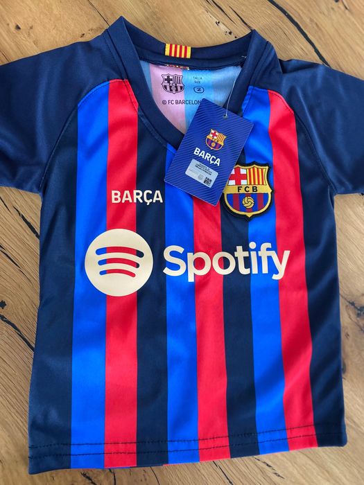 Оригинален детски екип на ФК Барселона, р-р 2 г.