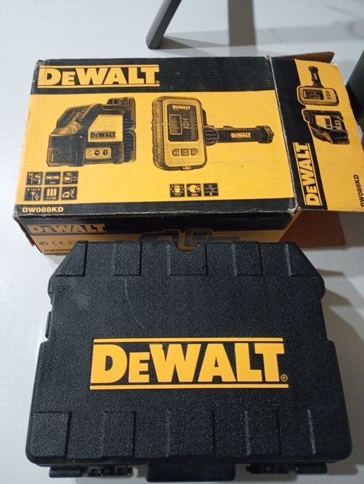 Dewalt set nivele DW088KD