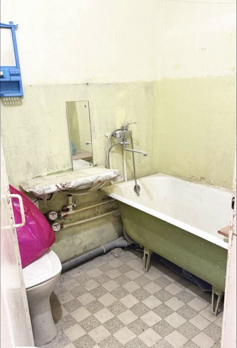 Продается квартира 1 комнатя 3 мкр 3 этаж без ремонта