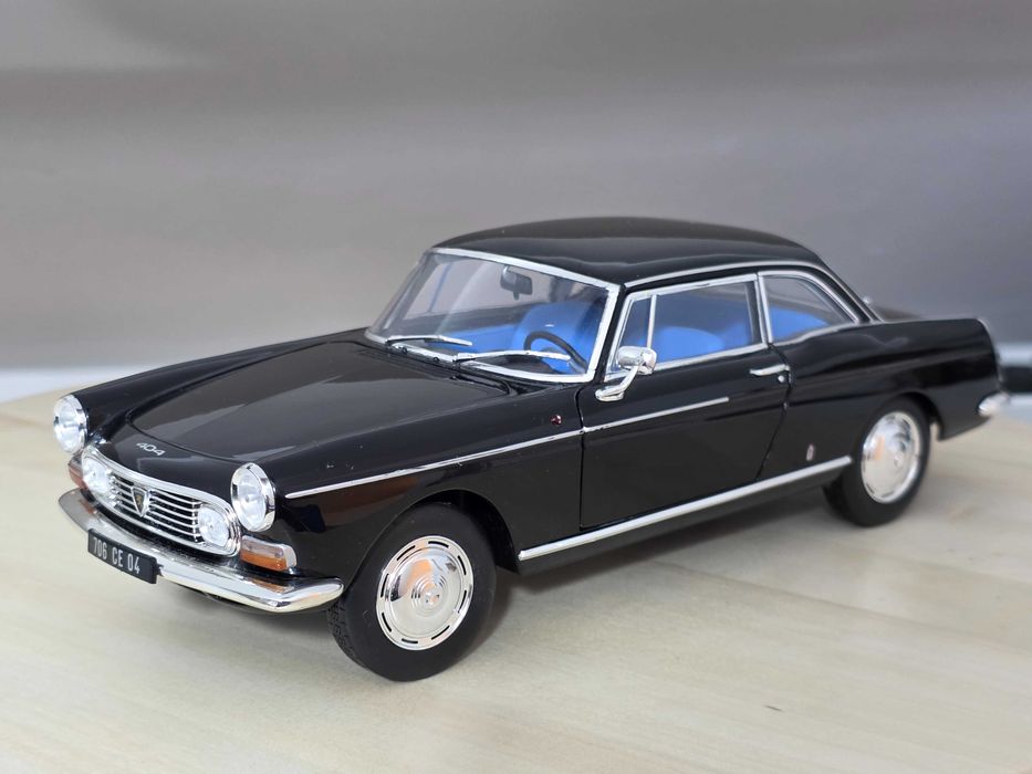 Macheta Auto 1/18 Norev Peugeot 404 Coupe